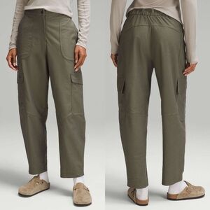 Lululemon Light Utilitech Cargo Pocket High-Rise Pant Army Green